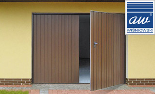 Dual leaf traffic doors